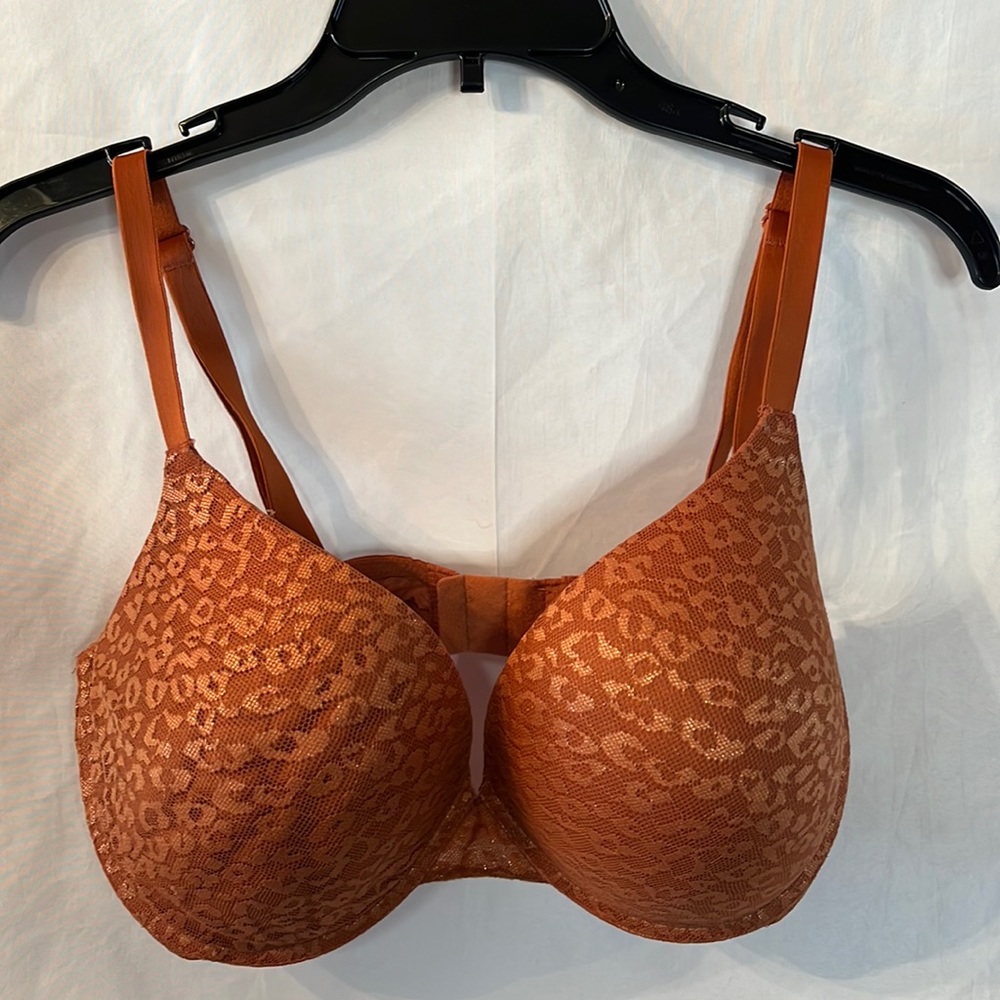 Lace Pink Victoria Secret Push Up Bra 36DD
